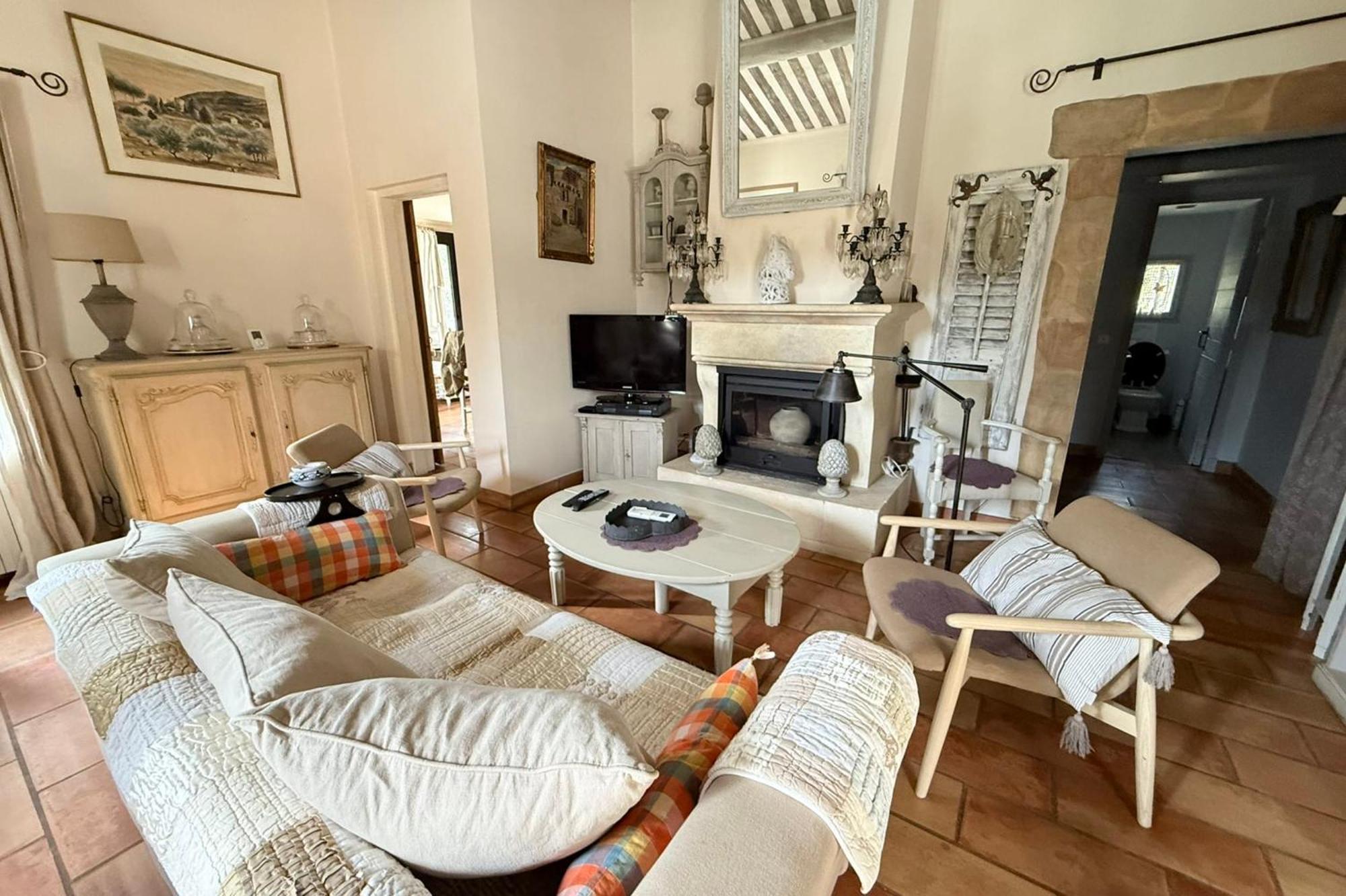 Beautiful Provencal Villa With Pool And Jacuzzi Lacoste  Exteriör bild